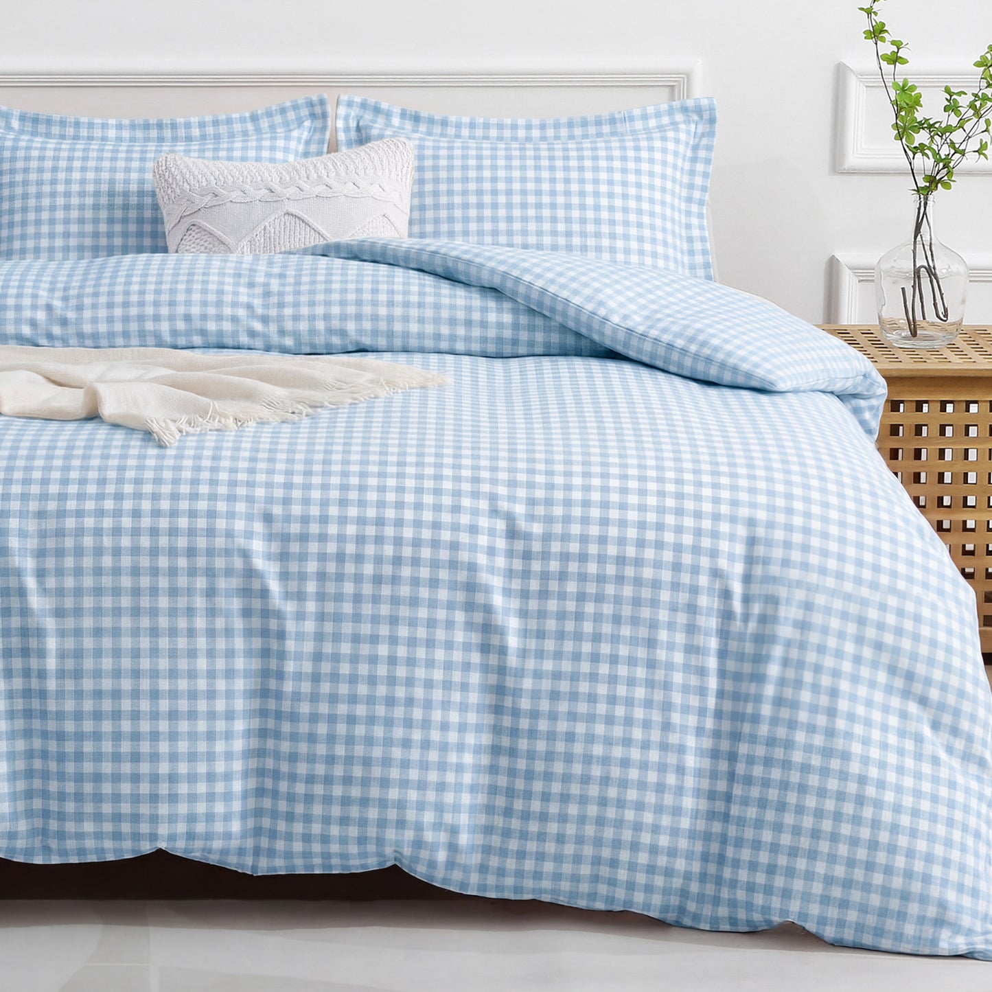 JOLLYVOGUE Queen Size Striped Duvet Cover Set, 3 Pieces Soft Microfiber Bedding with Zipper Closure & 8 Corner Ties