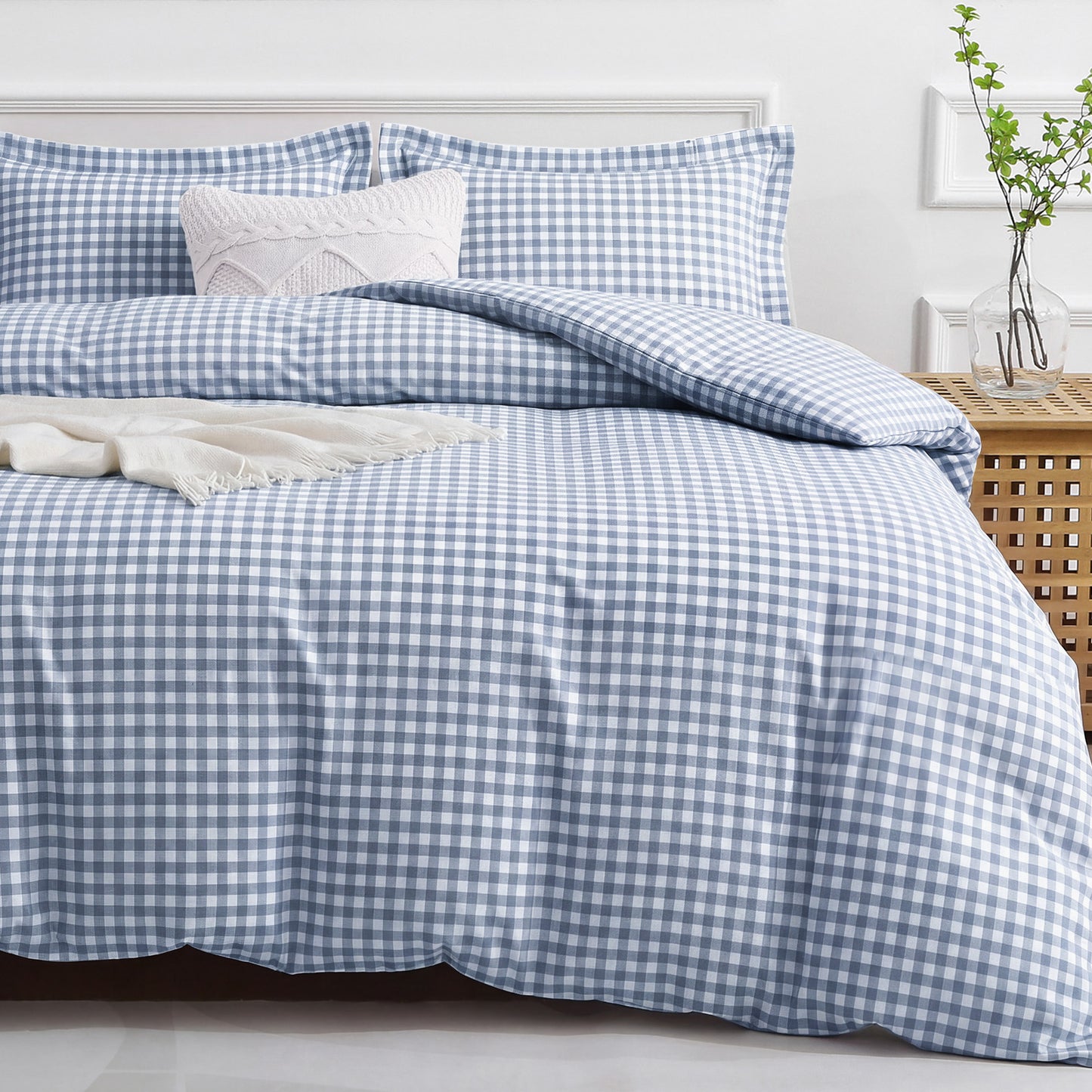 JOLLYVOGUE Queen Size Striped Duvet Cover Set, 3 Pieces Soft Microfiber Bedding with Zipper Closure & 8 Corner Ties