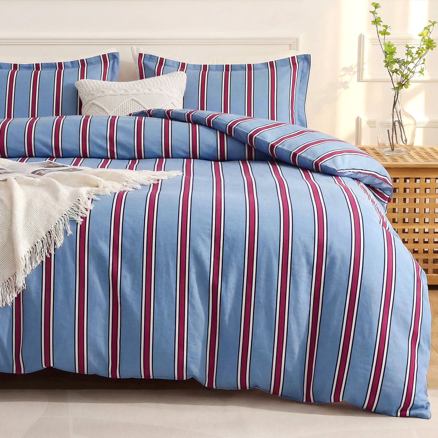 JOLLYVOGUE Queen Size Striped Duvet Cover Set, 3 Pieces Soft Microfiber Bedding with Zipper Closure & 8 Corner Ties