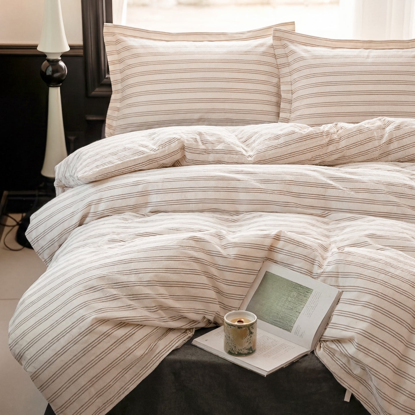 JOLLYVOGUE Queen Size Striped Duvet Cover Set, 3 Pieces Soft Microfiber Bedding with Zipper Closure & 8 Corner Ties
