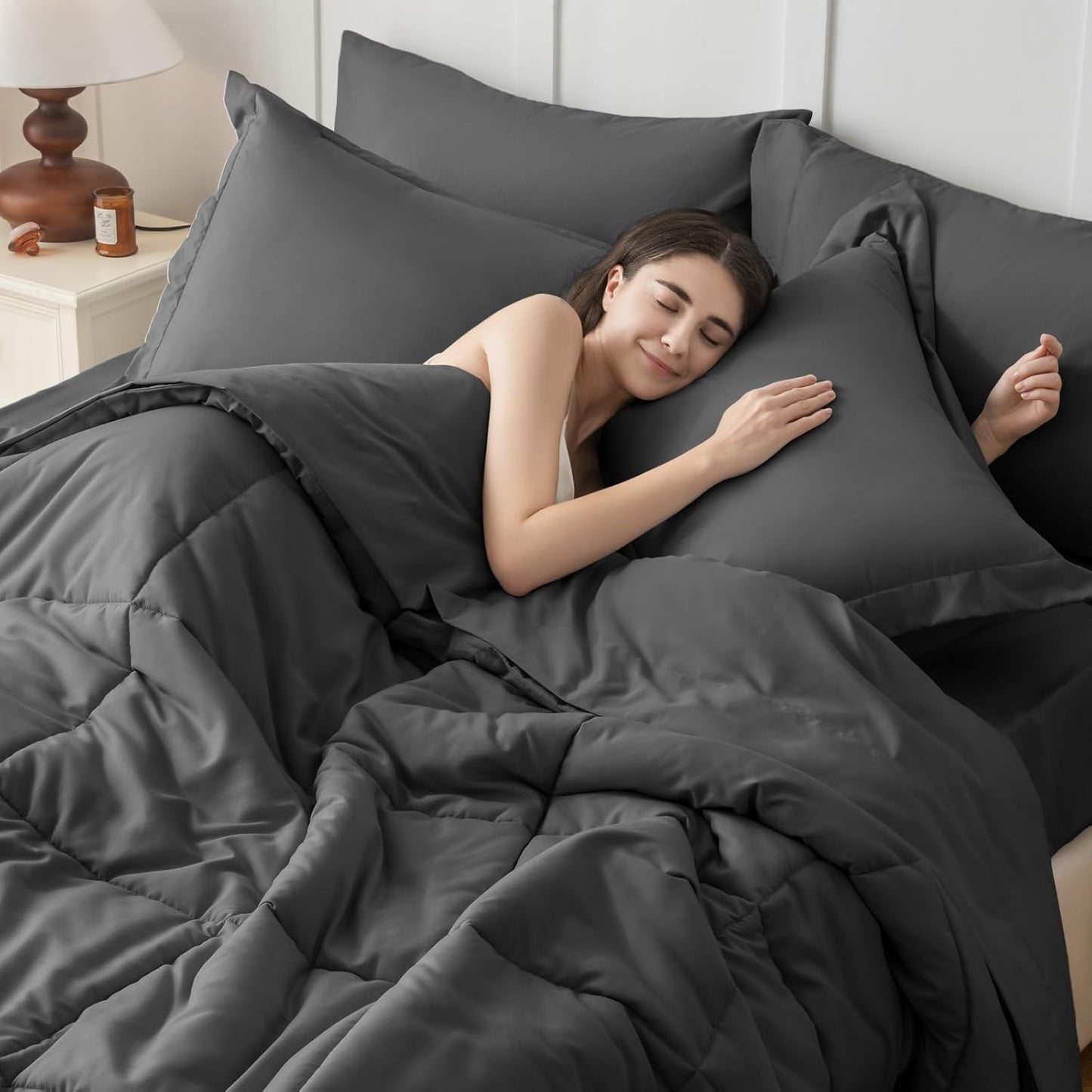 JOLLYVOGUE Bedding Comforter Set, Ultra-Soft Bed in a Bag 7 Pieces, Oeko-TEX Certified Bedding Set with Down Alternative Comforter, Sheets, Pillowcases & Shams