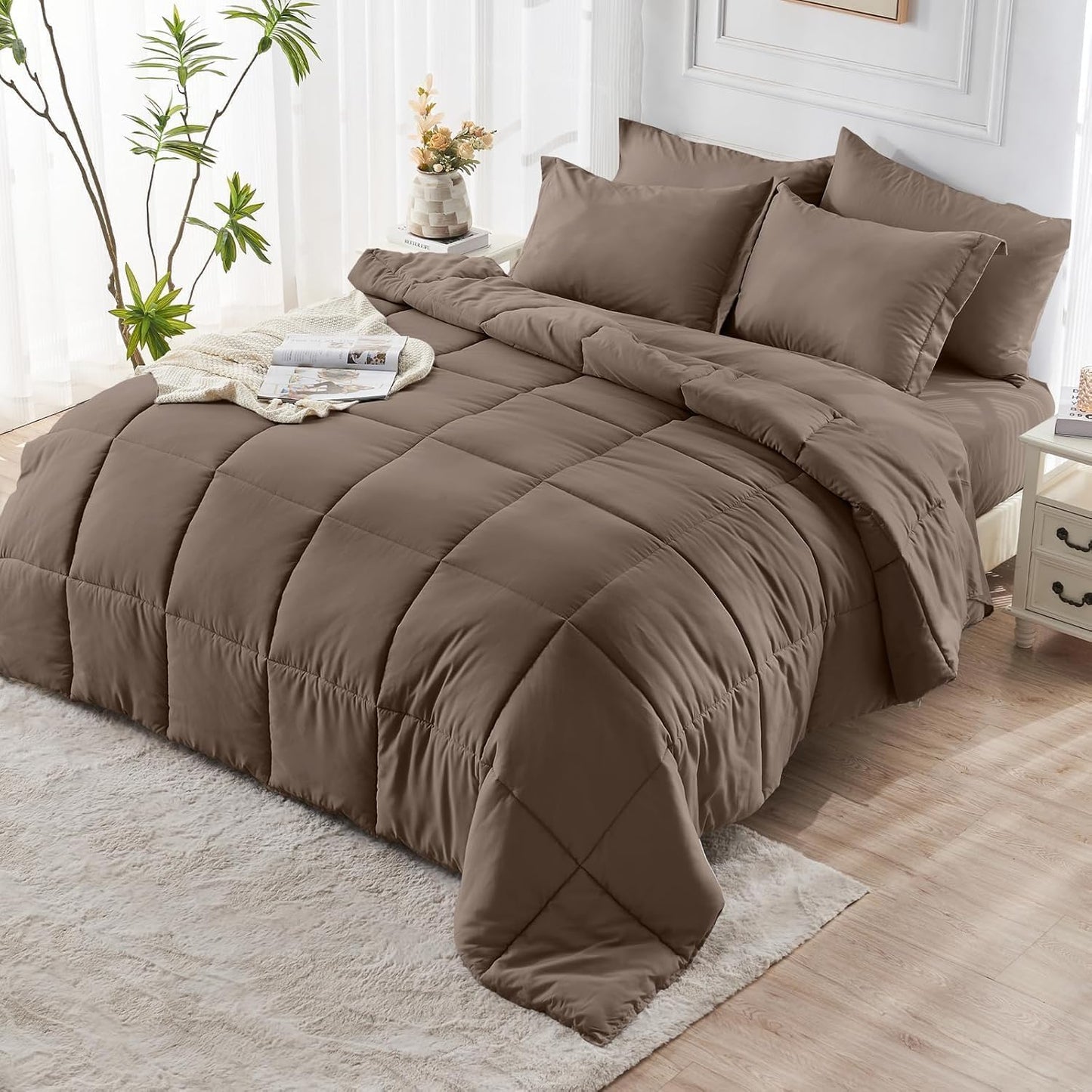 JOLLYVOGUE Bedding Comforter Set, Ultra-Soft Bed in a Bag 7 Pieces, Oeko-TEX Certified Bedding Set with Down Alternative Comforter, Sheets, Pillowcases & Shams