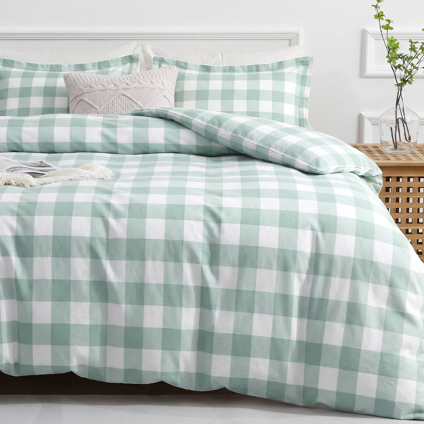 JOLLYVOGUE Queen Size Striped Duvet Cover Set, 3 Pieces Soft Microfiber Bedding with Zipper Closure & 8 Corner Ties