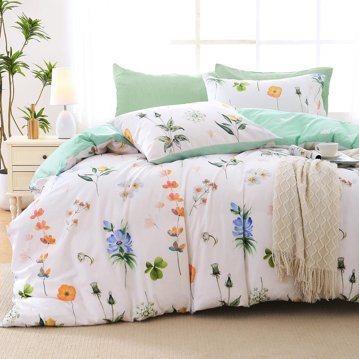 MUXHOMO Sage Green TwinXL Comforter Set, Elegant Floral Print Bed in a Bag 5 Pieces, Ultra Soft & Breathable Reversible Botanical Pattern Bedding Set with Comforter, Sheets, Pillowcase, and Sham
