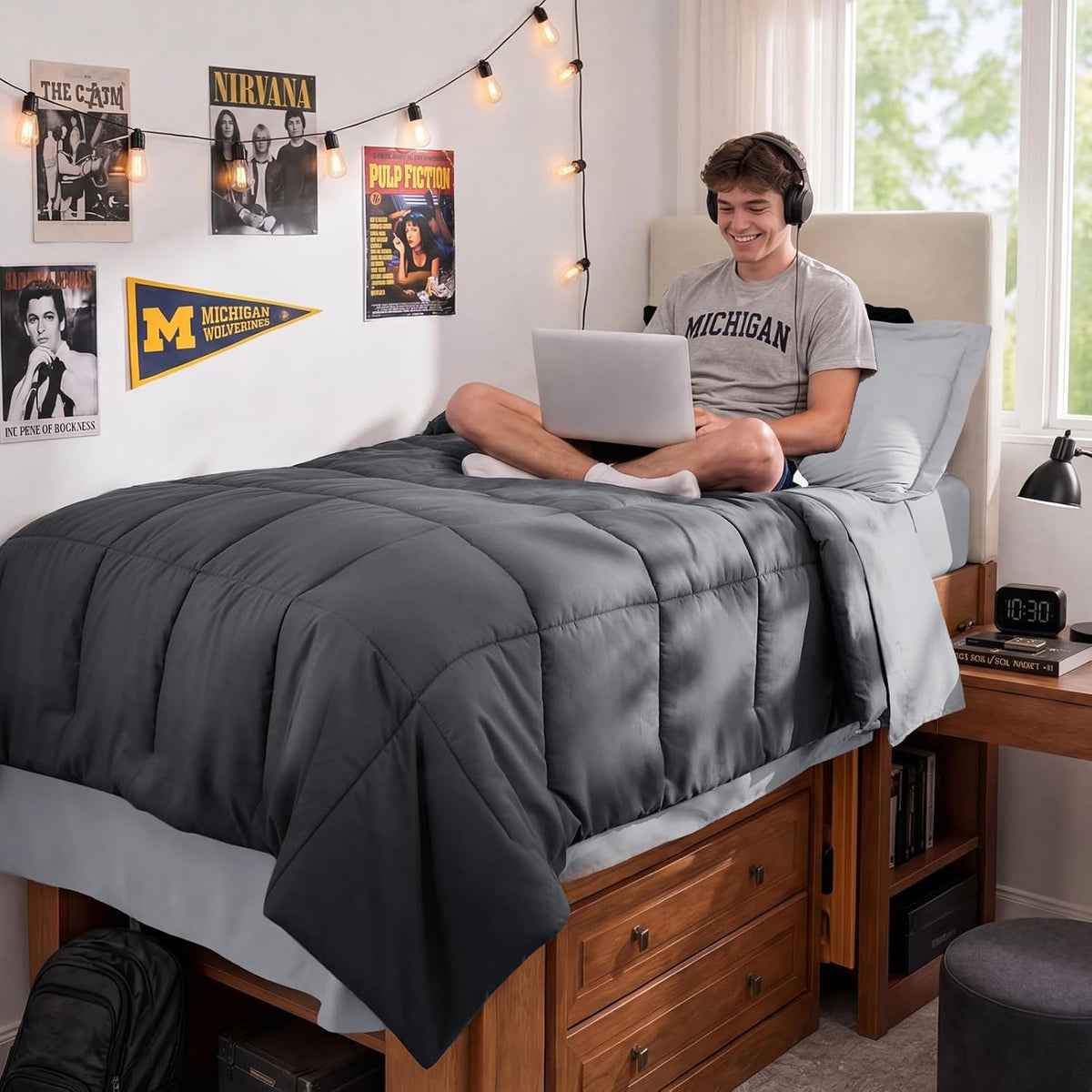 JOLLYVOGUE Twin Comforter Set, Ultra-Soft Bed in a Bag Twin Size 5 Pieces, Oeko-TEX Certified Bedding Set with Down Alternative Comforter, Sheets, Pillowcases & Shams, Dark & Light Grey