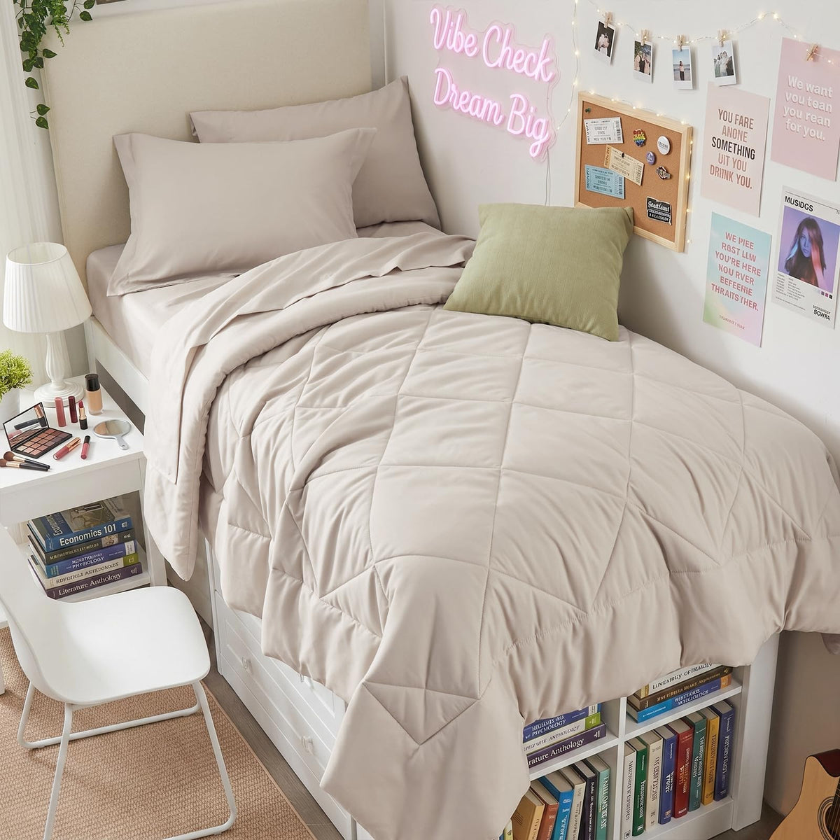 HEVUMYI 7-Piece Queen Comforter Set, Dark Grey Bed in a Bag