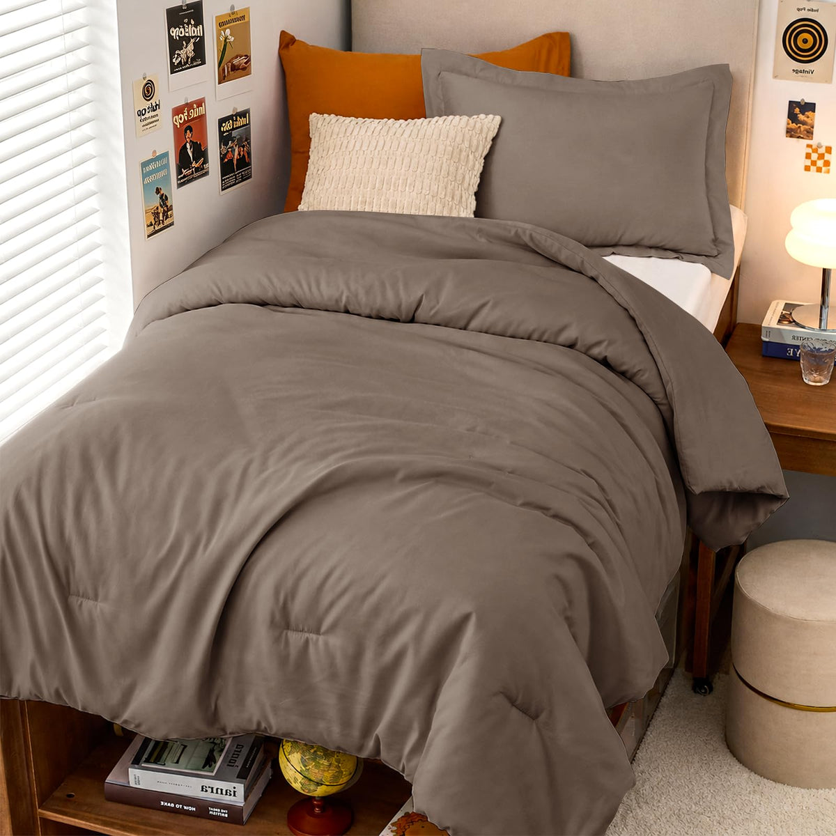 MUXHOMO Beige Twin/Twin XL Comforter Set, All Season Ultra Soft Down Alternative Bedding - 2 Piece Lightweight Bed Set Includes 1 Comforter (68"x88") and 1 Pillow Shams (20"x26")