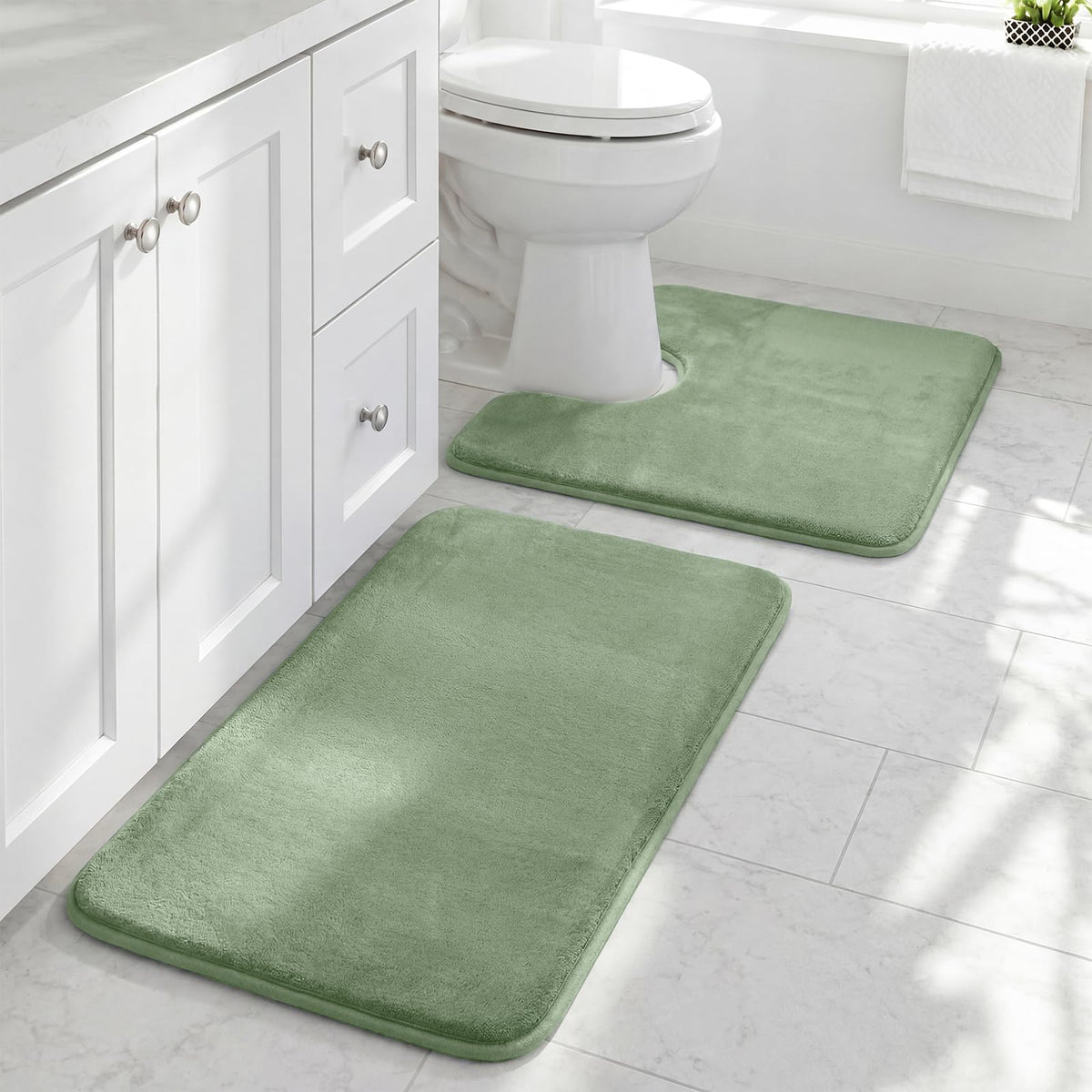 HUXMEYSON Bathroom Rugs Sets 3 Piece, Non-Slip & Quick Dry Bath Mat Set, Ultra Soft Velvet Bath Rugs for Bathroom, Toilet and Shower Floor, Grey