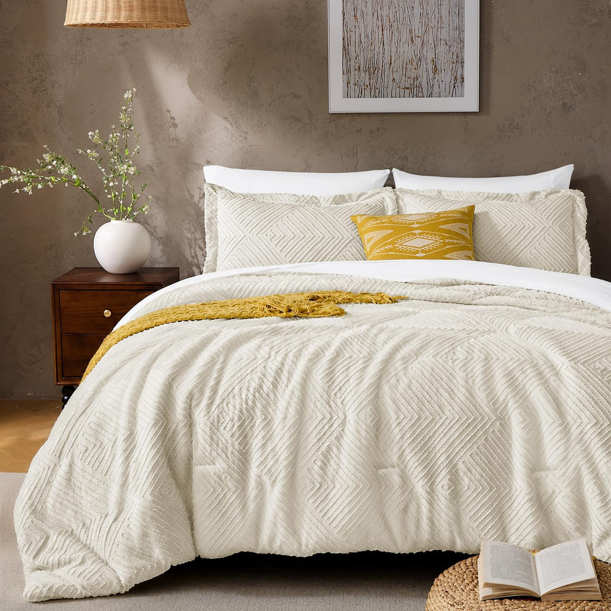 JOLLYVOGUE Queen Comforter Set 7-Piece, Boho Tufted Bed in a Bag, Beige