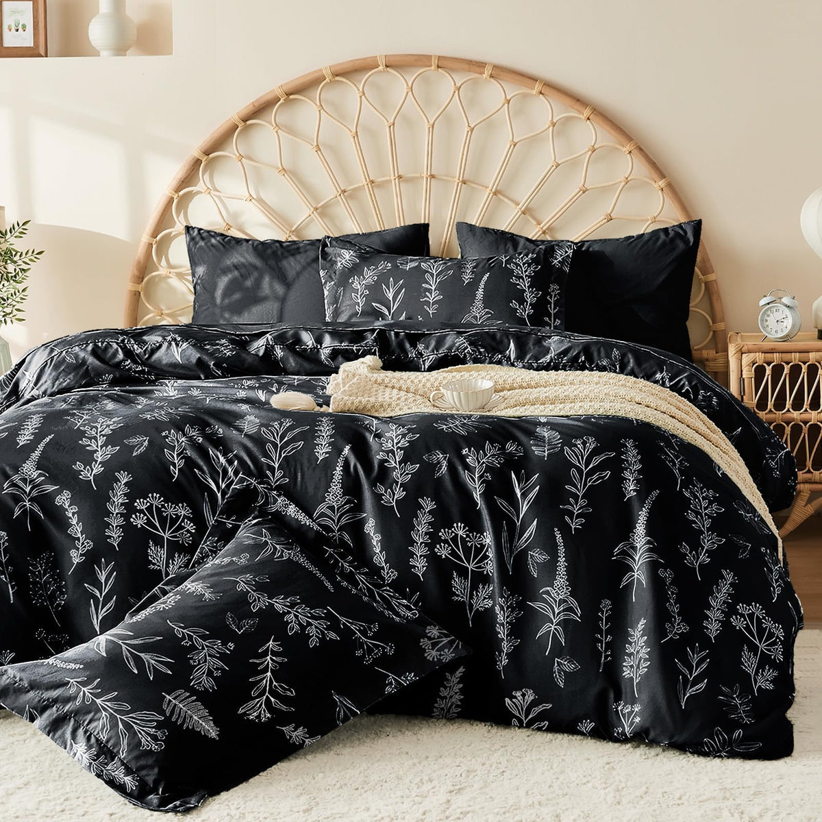 MUXHOMO Duvet Cover Twin/Twin XL Size, 2-Piece Beige Leaves Bedding Set