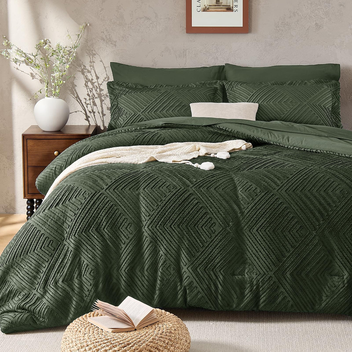 JOLLYVOGUE Queen Comforter Set 7-Piece, Boho Tufted Bed in a Bag, Beige