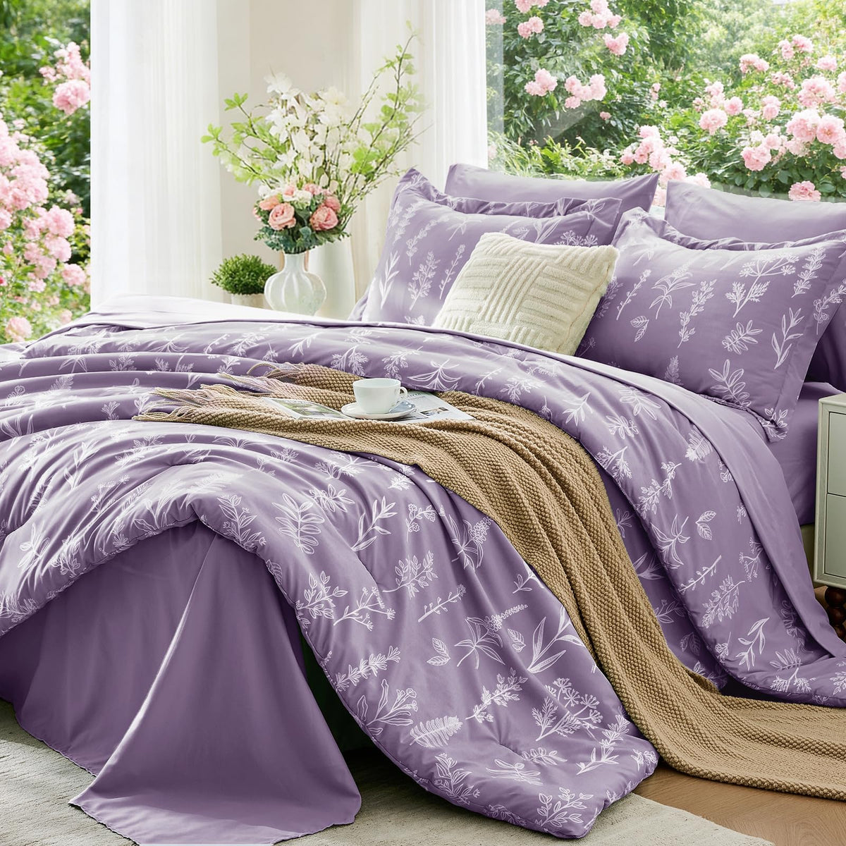 MUXHOMO Sage Green TwinXL Comforter Set, Elegant Floral Print Bed in a Bag 5 Pieces, Ultra Soft & Breathable Reversible Botanical Pattern Bedding Set with Comforter, Sheets, Pillowcase, and Sham