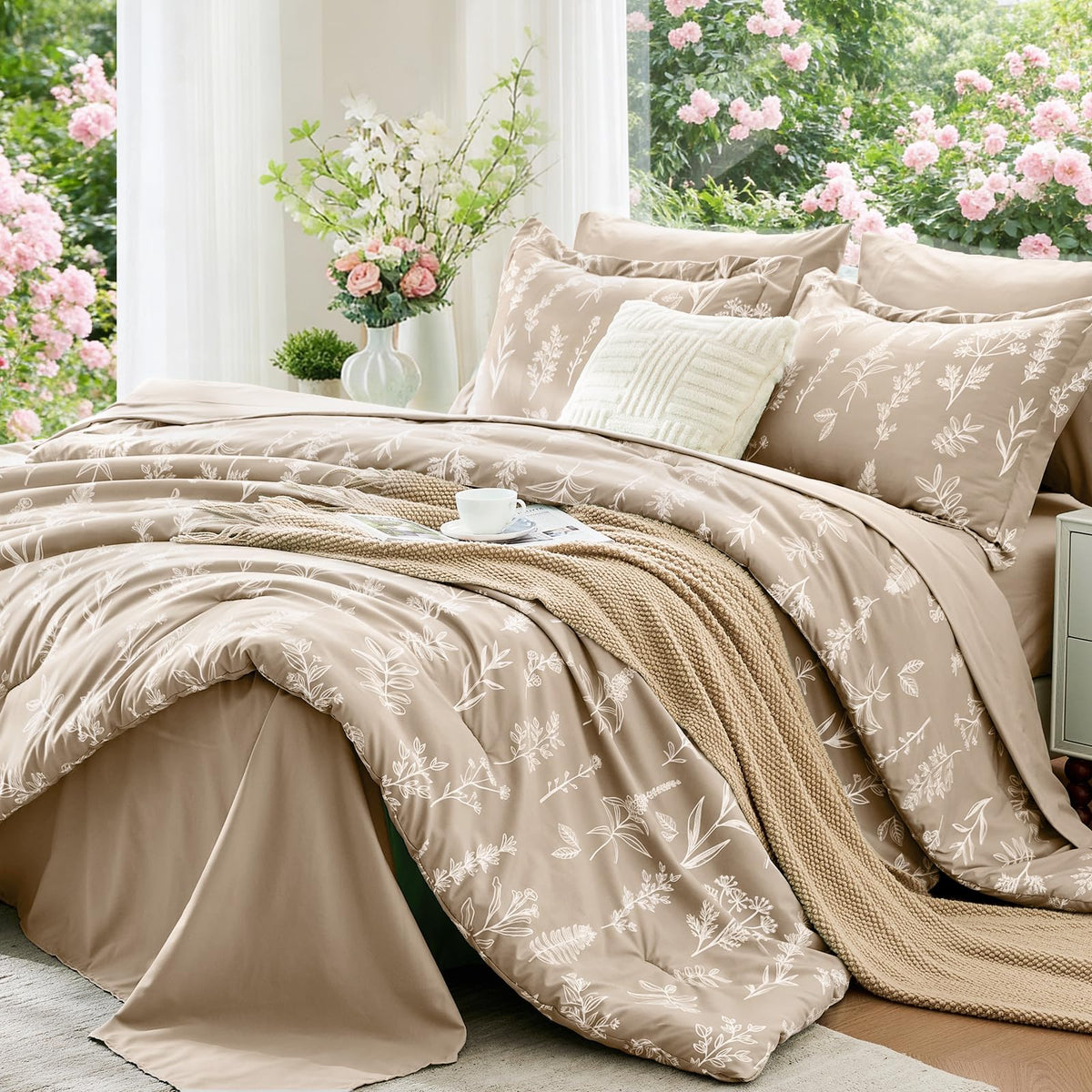 MUXHOMO Sage Green TwinXL Comforter Set, Elegant Floral Print Bed in a Bag 5 Pieces, Ultra Soft & Breathable Reversible Botanical Pattern Bedding Set with Comforter, Sheets, Pillowcase, and Sham