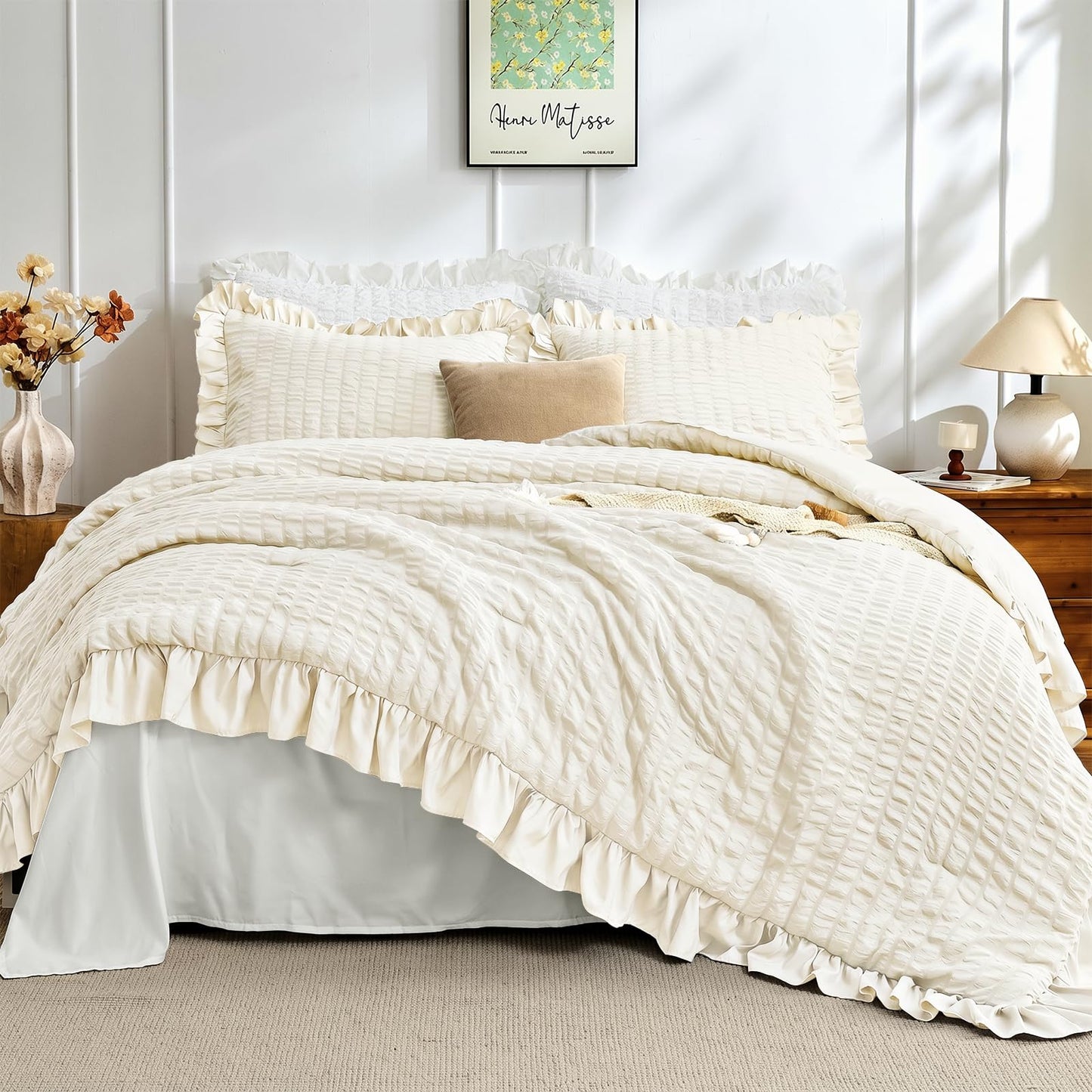 JOLLYVOGUE White Twin Size Comforter Set, 2 Pieces Seersucker Lightweight Fluffy Bedding Set, Twin Ruffle Comforter, All Season Soft Microfiber Shabby Chic Bed Set