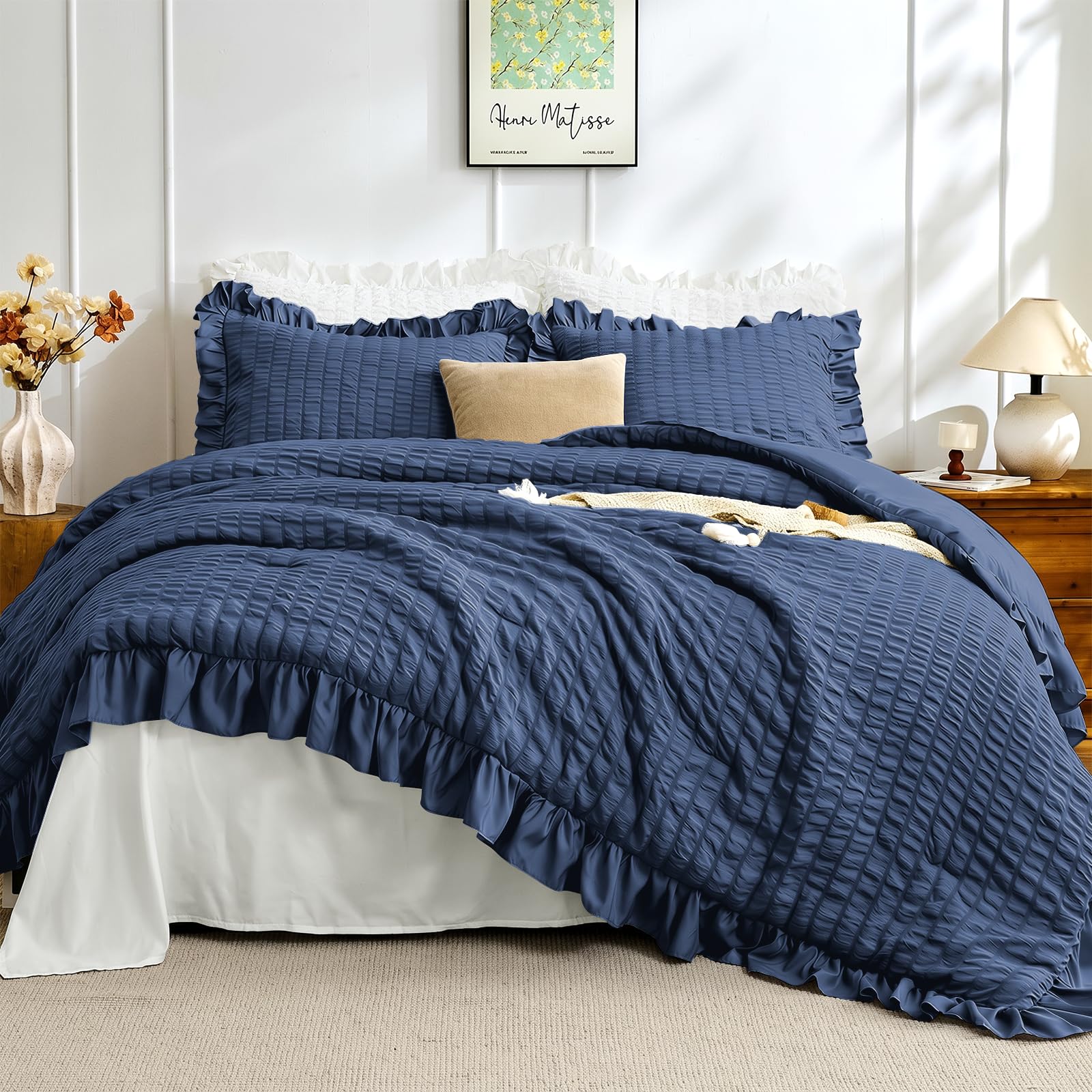 JOLLYVOGUE White Twin Size Comforter Set, 2 Pieces Seersucker Lightweight Fluffy Bedding Set, Twin Ruffle Comforter, All Season Soft Microfiber Shabby Chic Bed Set