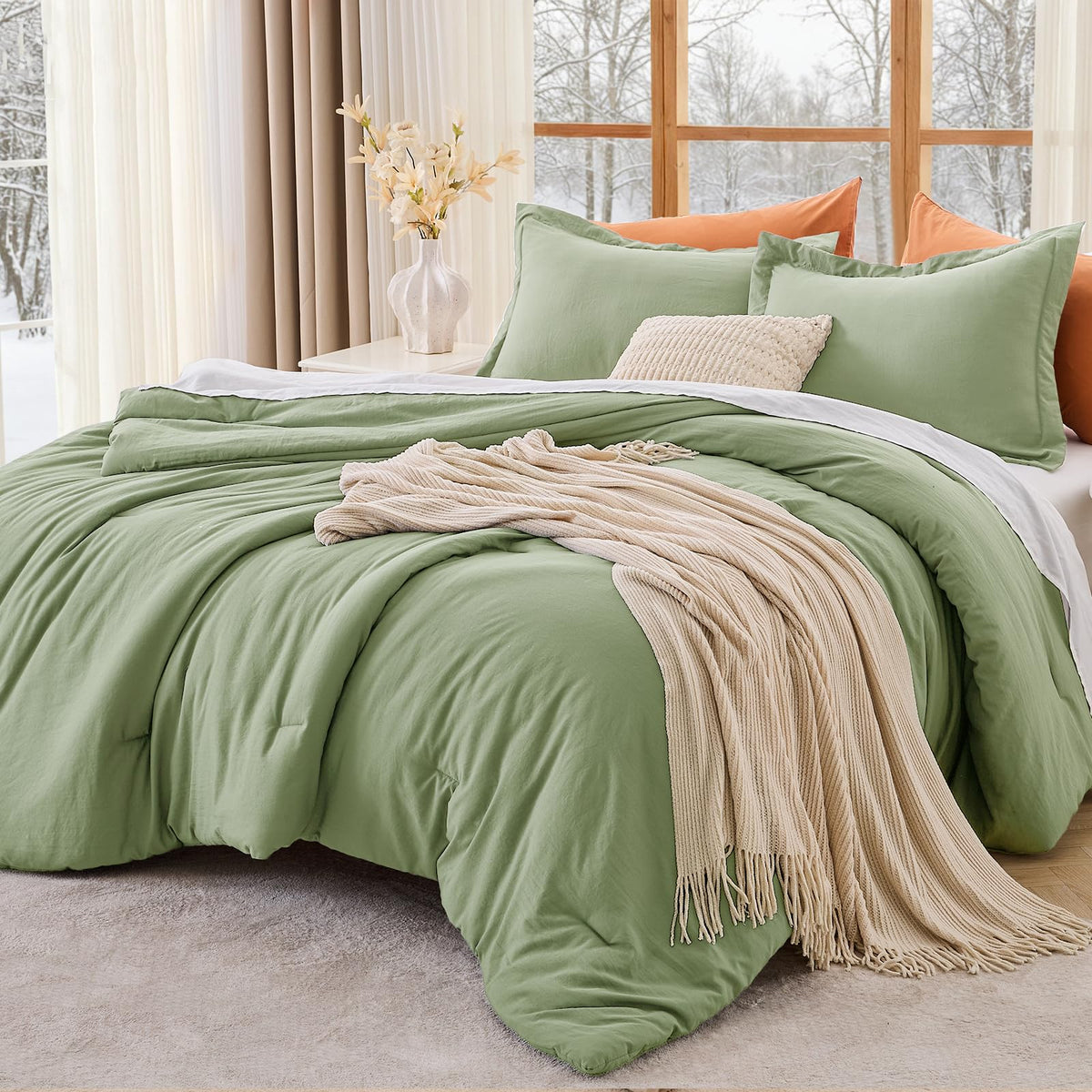 MUXHOMO Beige Twin/Twin XL Comforter Set, All Season Ultra Soft Down Alternative Bedding - 2 Piece Lightweight Bed Set Includes 1 Comforter (68"x88") and 1 Pillow Shams (20"x26")
