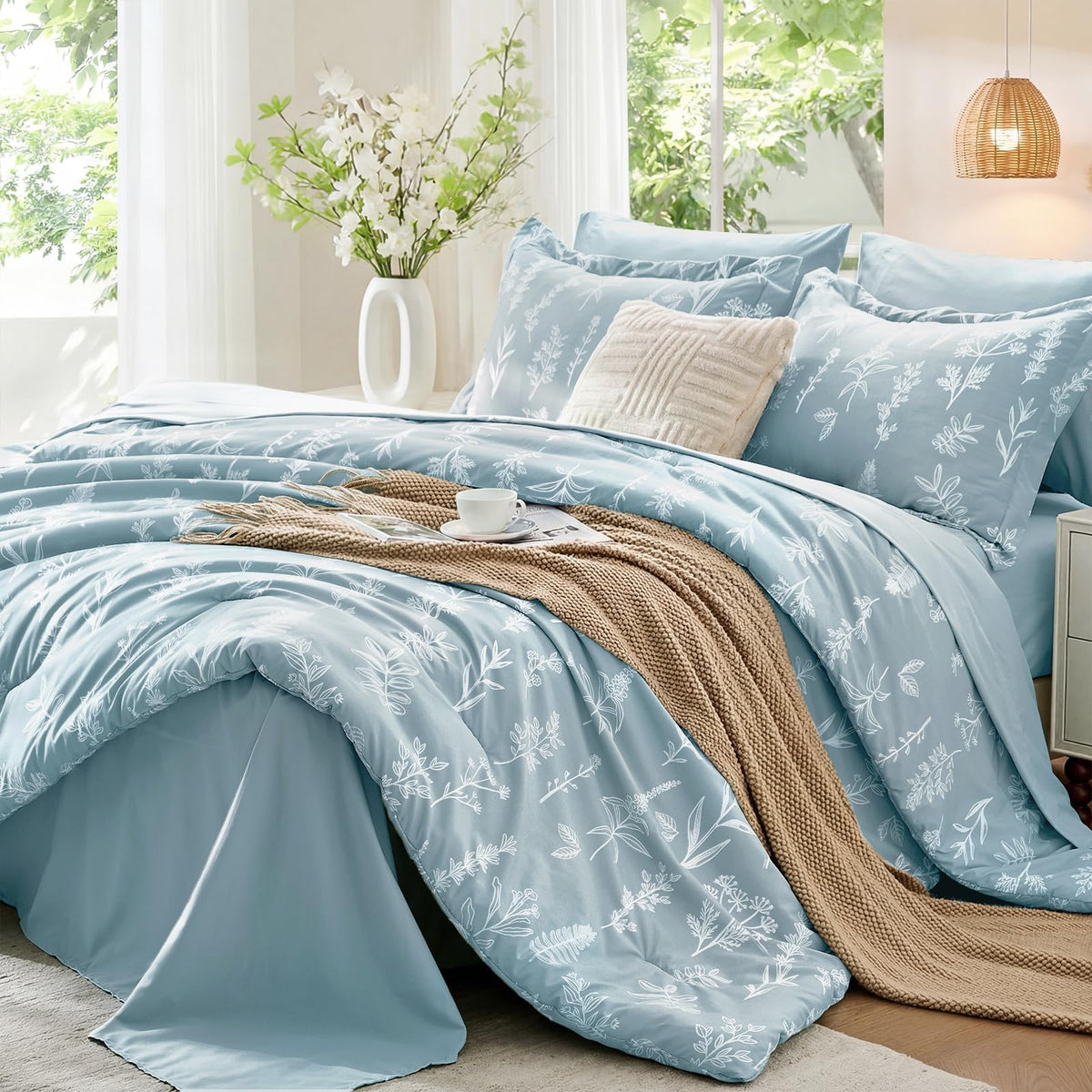 MUXHOMO Sage Green TwinXL Comforter Set, Elegant Floral Print Bed in a Bag 5 Pieces, Ultra Soft & Breathable Reversible Botanical Pattern Bedding Set with Comforter, Sheets, Pillowcase, and Sham