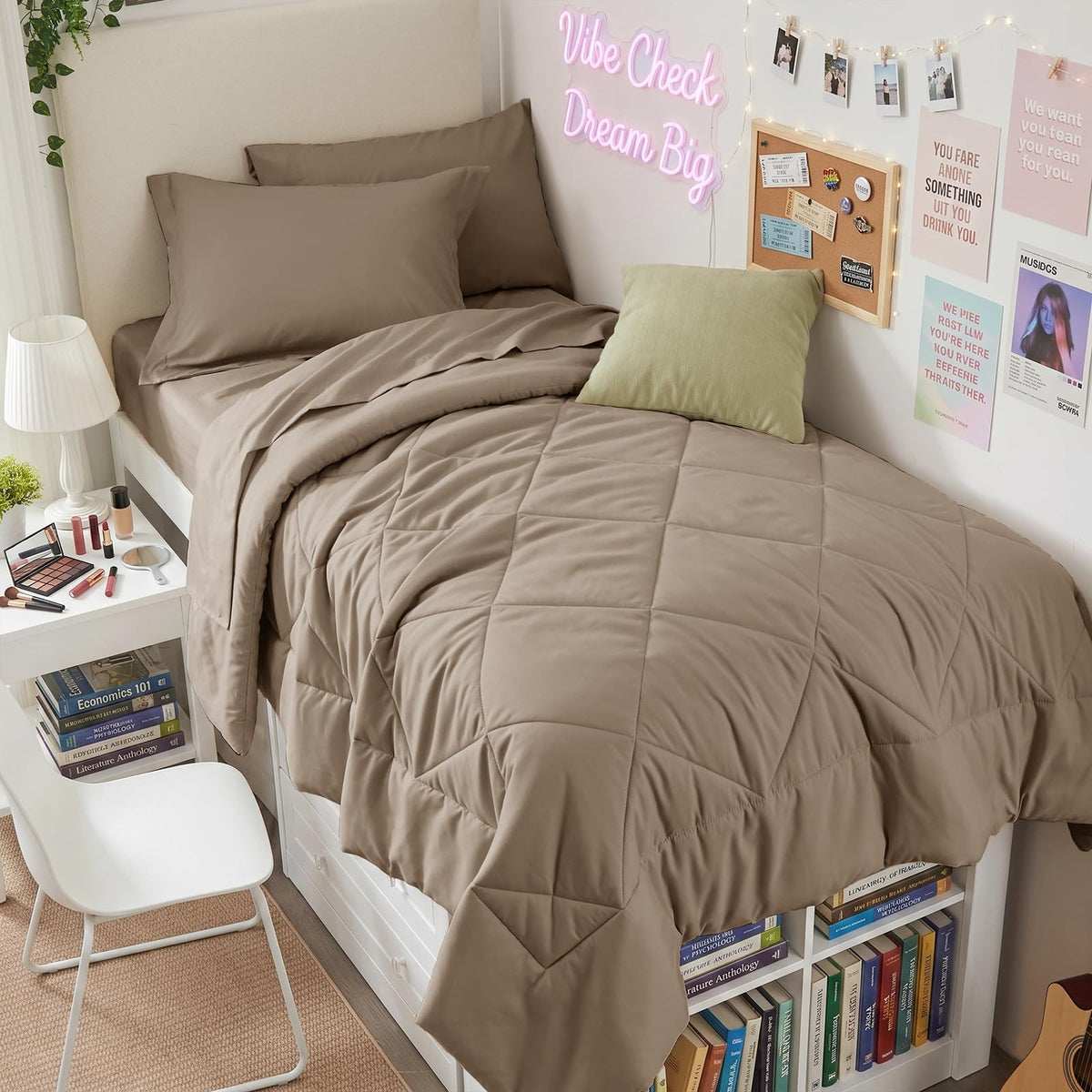 HEVUMYI 7-Piece Queen Comforter Set, Dark Grey Bed in a Bag