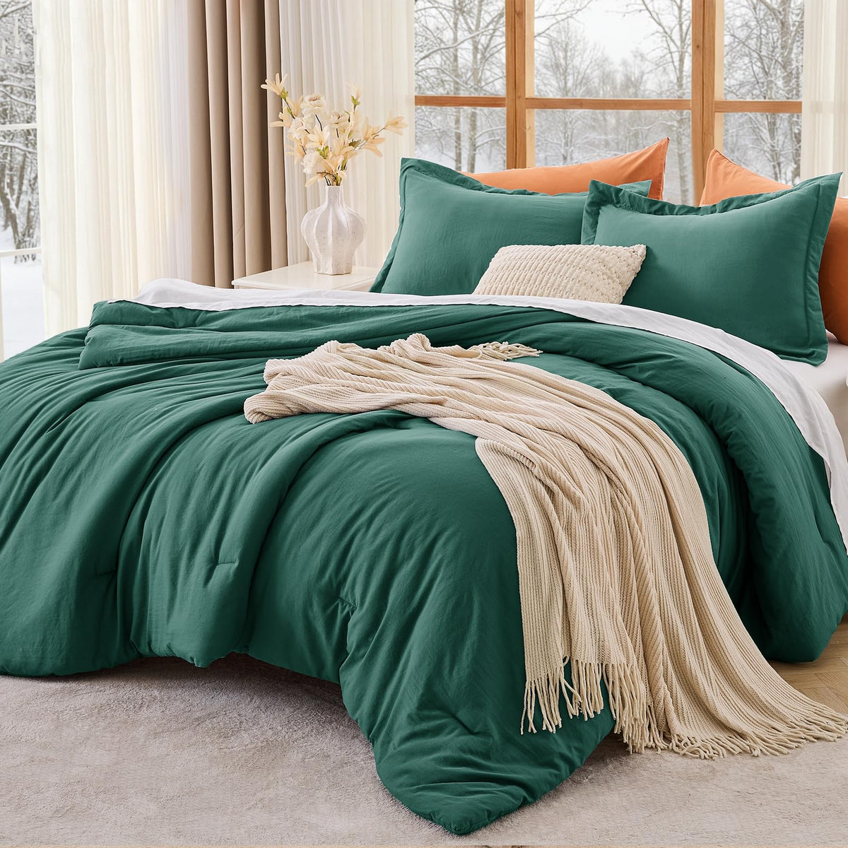 MUXHOMO Beige Twin/Twin XL Comforter Set, All Season Ultra Soft Down Alternative Bedding - 2 Piece Lightweight Bed Set Includes 1 Comforter (68"x88") and 1 Pillow Shams (20"x26")