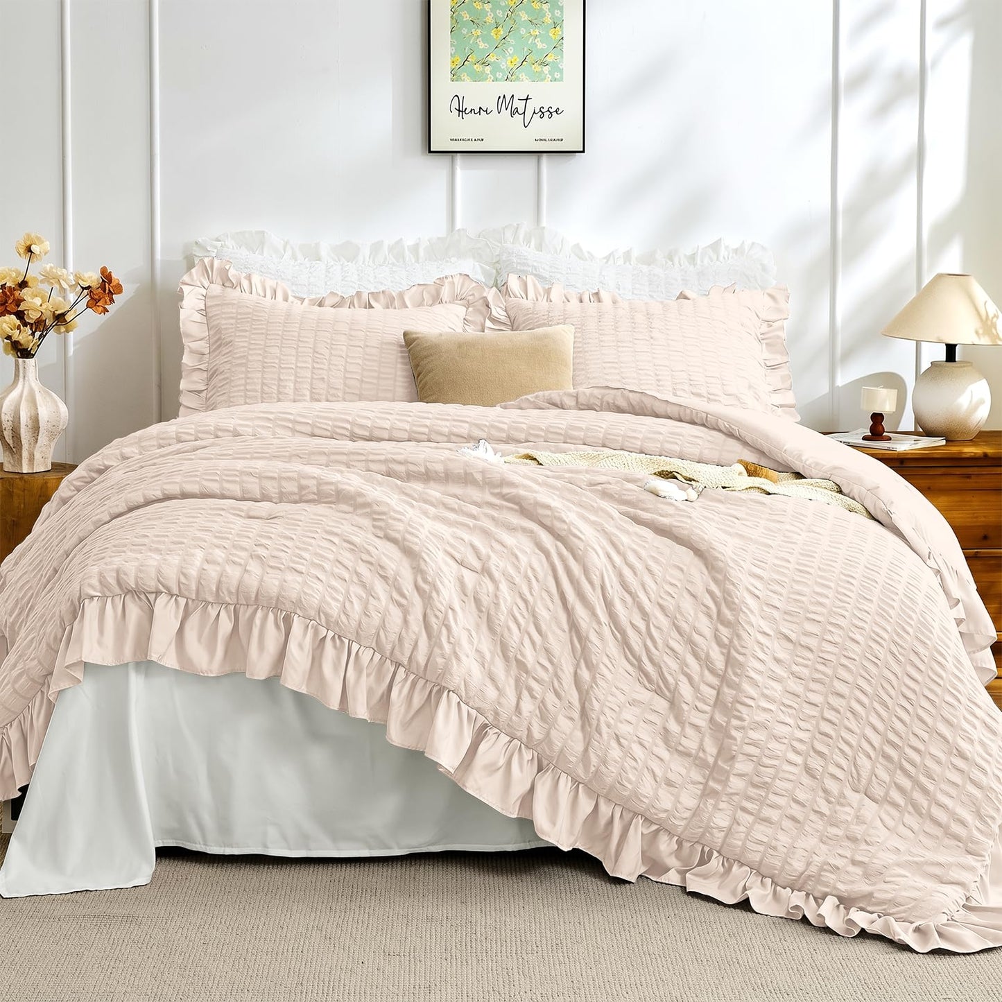 JOLLYVOGUE White Twin Size Comforter Set, 2 Pieces Seersucker Lightweight Fluffy Bedding Set, Twin Ruffle Comforter, All Season Soft Microfiber Shabby Chic Bed Set