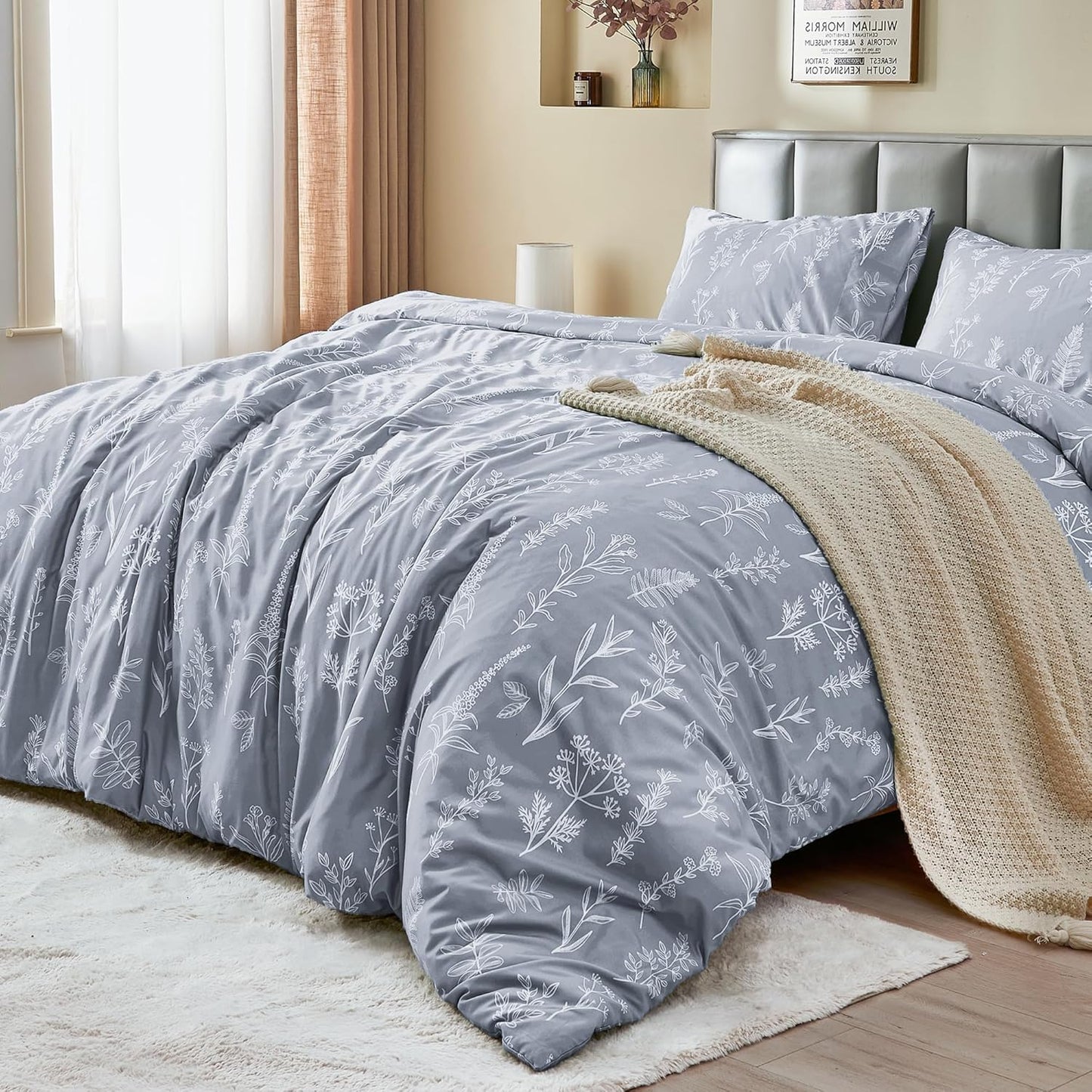 JOLLYVOGUE Duvet Cover Queen Size, Reversible Floral Beige Duvet Cover Set with Zipper Closure, 3 Pieces Botanical Patterns Soft Microfiber Bedding Set with 4 Ties (90x90, 2 Pillow Cases)