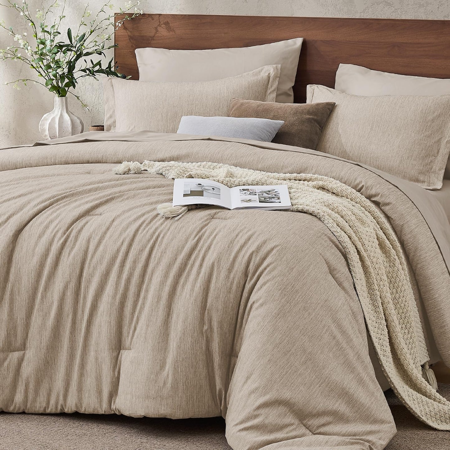 JOLLYVOGUE Queen Comforter Set, Cationic Dyeing Bed in a Bag 7 Pieces, Double-Tone Bedding Set with Down Alternative Comforter, Sheets, Pillowcases & Shams, Dark Grey