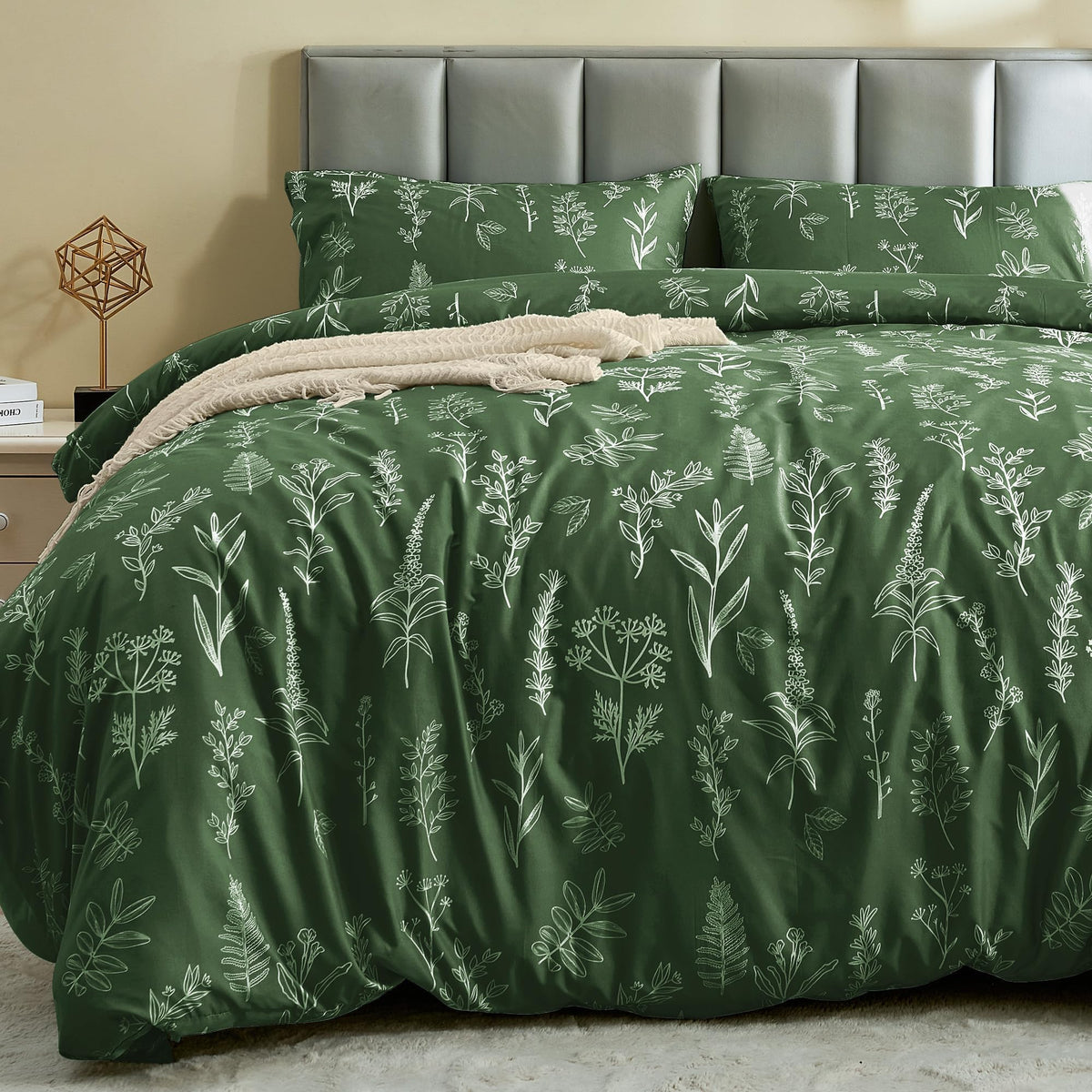 MUXHOMO Duvet Cover Twin/Twin XL Size, 2-Piece Beige Leaves Bedding Set